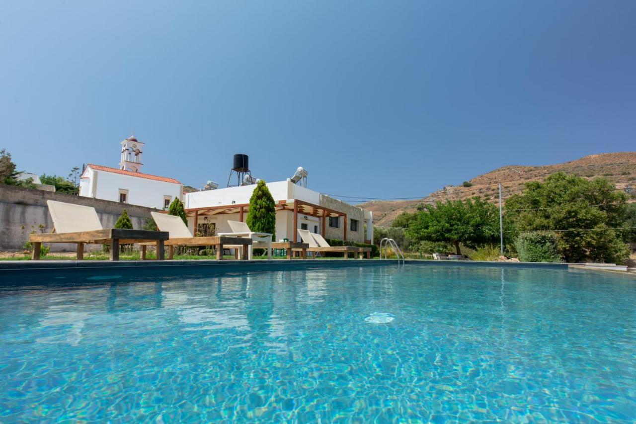 Agarathos Traditional Rooms - Pool - Kaliviani -On The Road To Balos Eksteriør billede