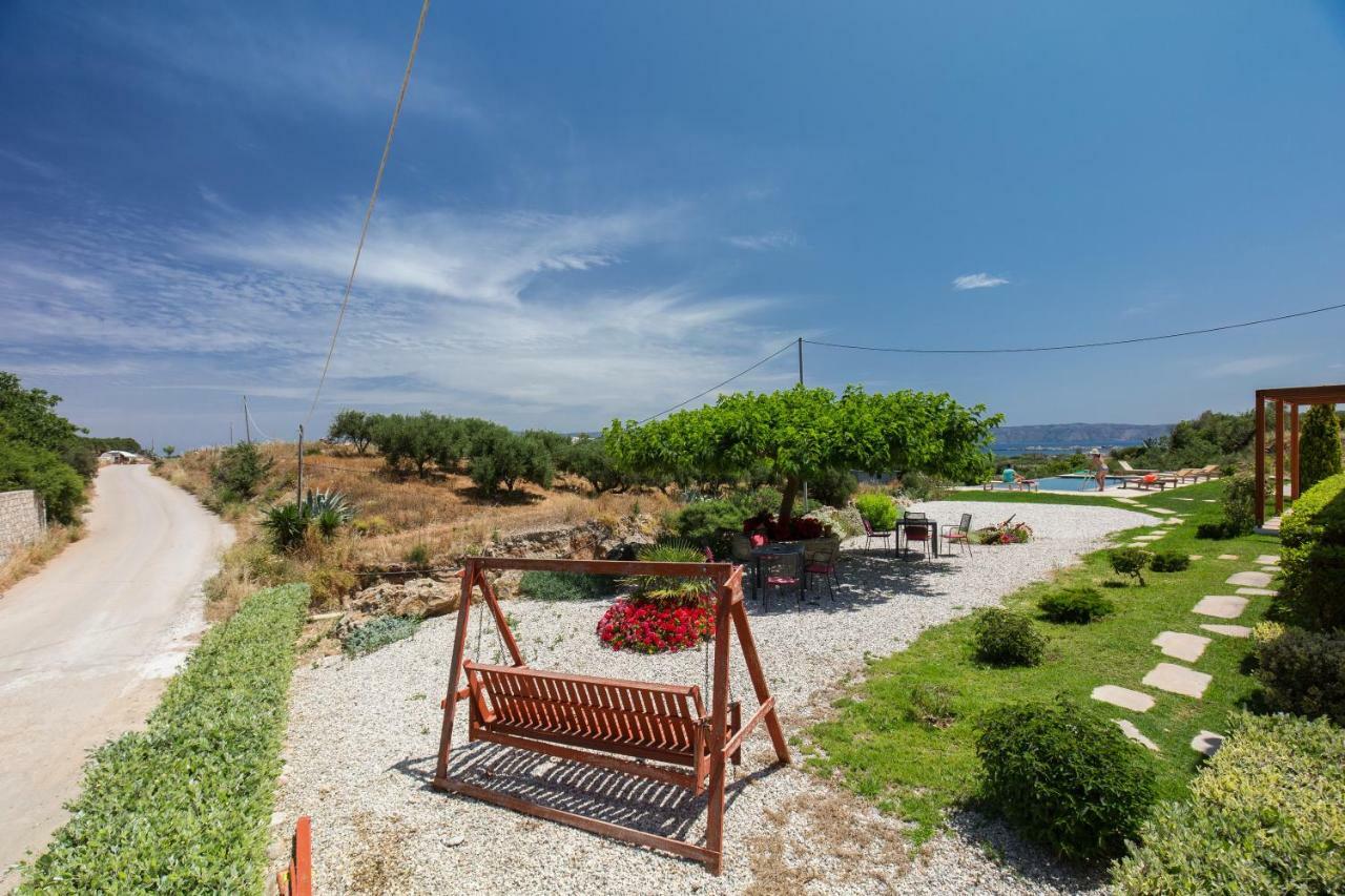Agarathos Traditional Rooms - Pool - Kaliviani -On The Road To Balos Eksteriør billede